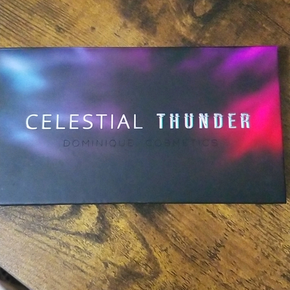 Eyeshadow palette